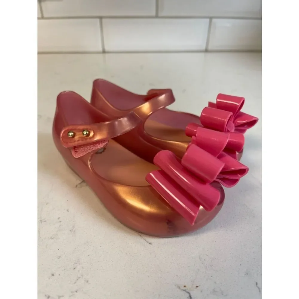 Mini Melissa brand mini